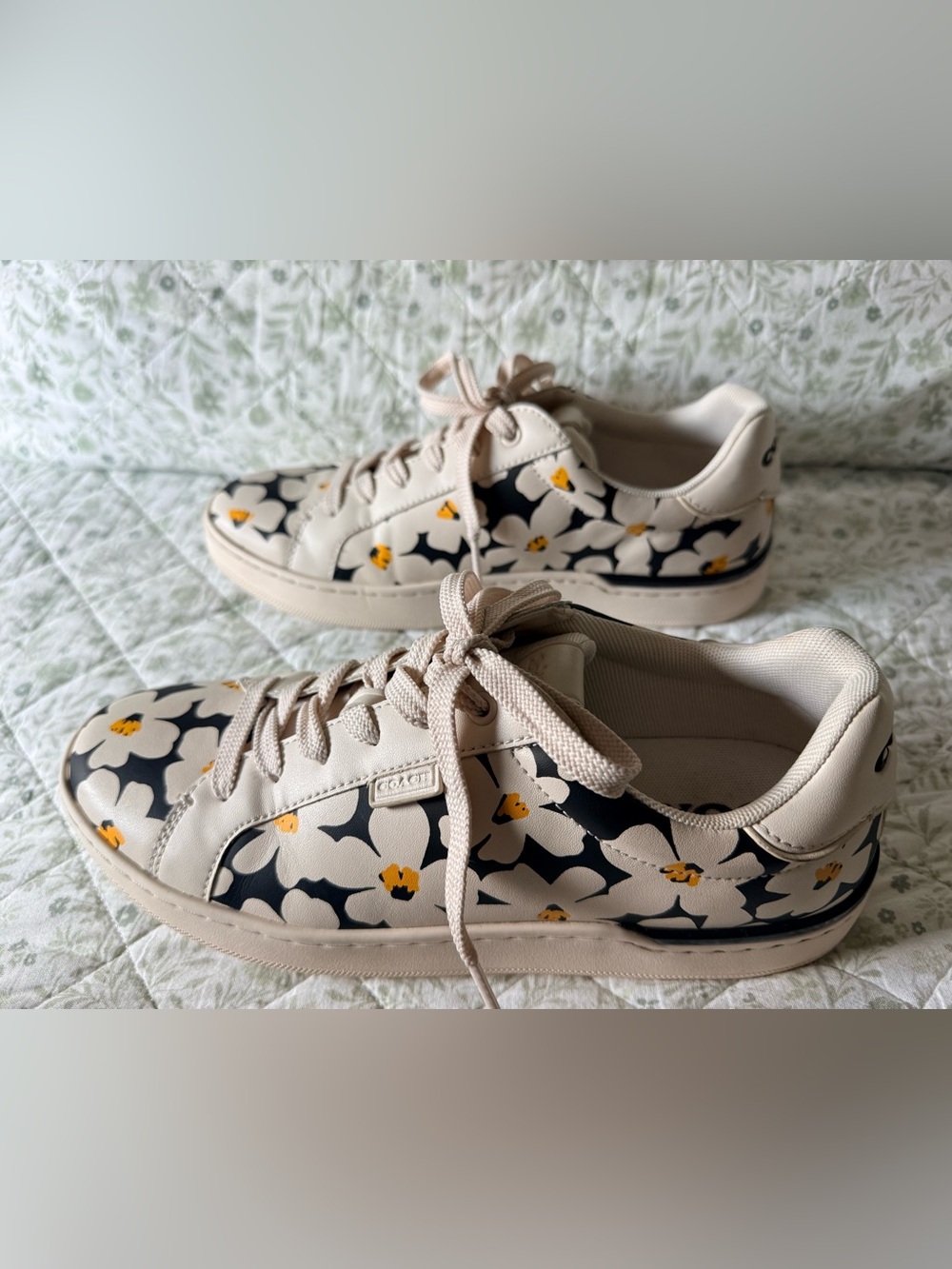 🌸 COACH Lowline Low Top Leather Sneakers (Dramatic Daisy Print) 🌸 - Picture 11 of 15